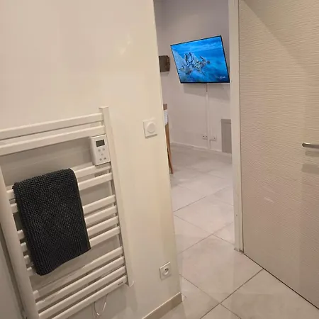 Proche Des Arenes 公寓